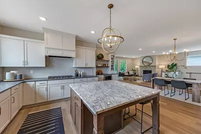 17755 Ellsworth Drive, Lakeville, MN 55044 - Photo 9