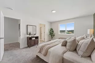 386 Laurel Pl, River Falls, WI 54022 - Photo 9