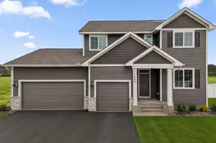 386 Laurel Pl, River Falls, WI 54022 - Photo 1