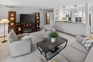 9550 Collegeview Rd, Bloomington, MN 55437 - Photo 9