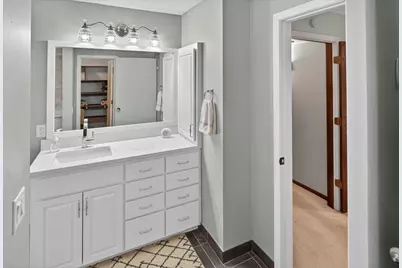 9550 Collegeview Road #218, Bloomington, MN 55437 - Photo 15