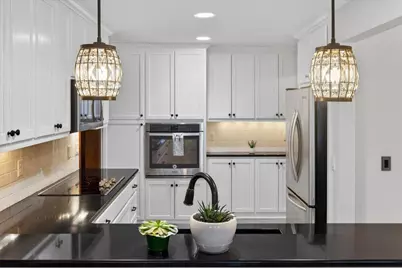 9550 Collegeview Road #218, Bloomington, MN 55437 - Photo 3