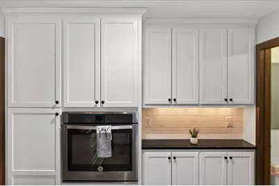 9550 Collegeview Road #218, Bloomington, MN 55437 - Photo 7