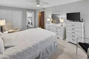 9550 Collegeview Rd, Bloomington, MN 55437 - Photo 15