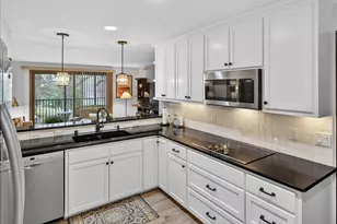 9550 Collegeview Rd, Bloomington, MN 55437 - Photo 5