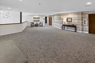 9550 Collegeview Rd, Bloomington, MN 55437 - Photo 25