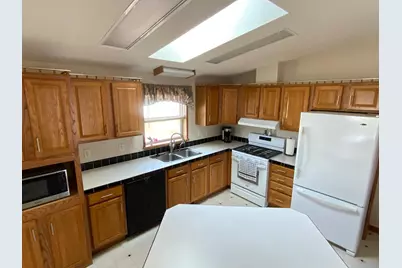 231 Park Street N, Eden Valley, MN 55329 - Photo 11