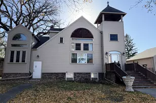 227 W 5th St, Mankato, MN 56001 - Photo 5