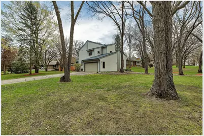 2022 Hillcrest Drive, Saint Cloud, MN 56303 - Photo 5