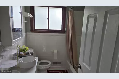 120 Oakwood Road, Apple Valley, MN 55124 - Photo 17