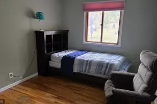 120 Oakwood Rd, Apple Valley, MN 55124 - Photo 11