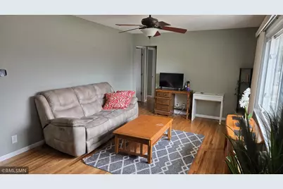 120 Oakwood Road, Apple Valley, MN 55124 - Photo 15