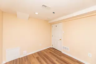 2411 Madison St NE, Minneapolis, MN 55418 - Photo 23