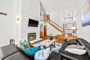 6263 Sequoia Cir, Eden Prairie, MN 55346 - Photo 3