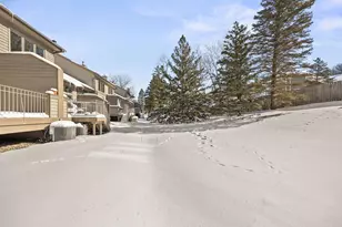 6263 Sequoia Cir, Eden Prairie, MN 55346 - Photo 23