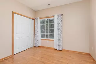 8010 Stratford Cir S, Shakopee, MN 55379 - Photo 25