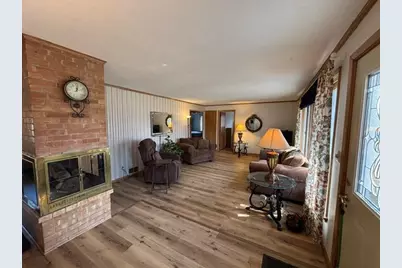 607 1st Street NE, Buffalo, MN 55313 - Photo 3