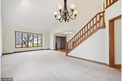 76 Marcin Hill, Burnsville, MN 55337 - Photo 5