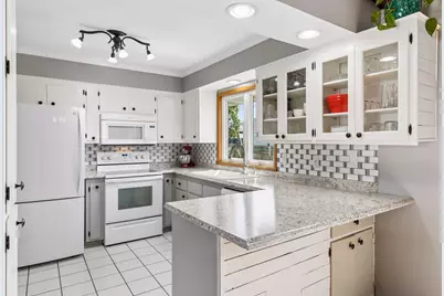 7859 48th Avenue N, New Hope, MN 55428 - Photo 15