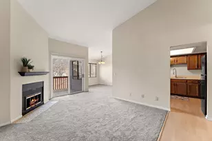 6097 Courtly Alcove, Woodbury, MN 55125 - Photo 3