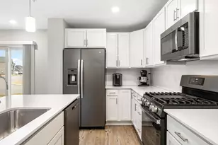 10886 Territorial Trail, Maple Grove, MN 55369 - Photo 11