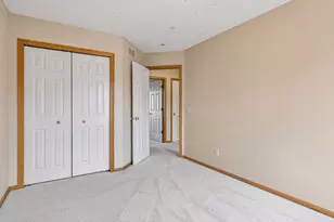 10173 Bridgewater Ct, Woodbury, MN 55129 - Photo 35