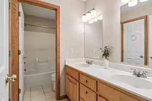 10173 Bridgewater Ct, Woodbury, MN 55129 - Photo 39