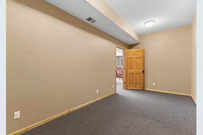 8175 Pristine Pine Trail, Eden Prairie, MN 55347 - Photo 31