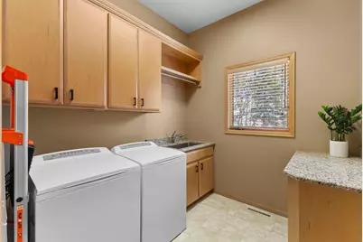 8175 Pristine Pine Trail, Eden Prairie, MN 55347 - Photo 25