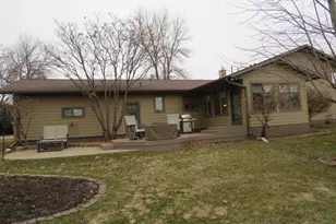 902 10th St S, Benson, MN 56215 - Photo 3