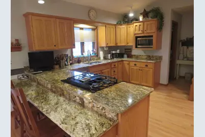 902 10th Street S, Benson, MN 56215 - Photo 9