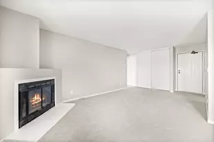 7601 W 101st St, Bloomington, MN 55438 - Photo 7