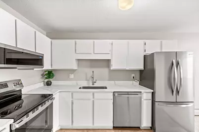 7601 W 101st Street #215, Bloomington, MN 55438 - Photo 11