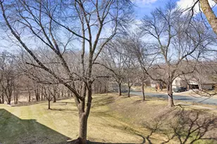 7601 W 101st St, Bloomington, MN 55438 - Photo 17