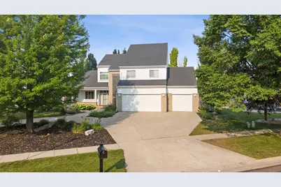 5027 Rose Creek Parkway S, Fargo, ND 58104 - Photo 1