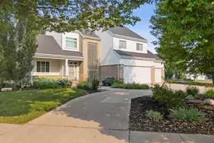 5027 Rose Creek Pkwy S, Fargo, ND 58104 - Photo 5