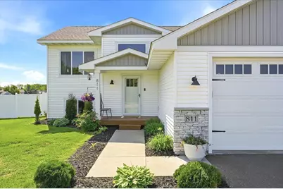 811 Brady Lane, New Richmond, WI 54017 - Photo 3