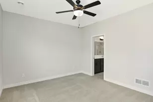 7070 181st St W, Lakeville, MN 55044 - Photo 21