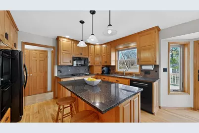 1851 20th Avenue NE, Rochester, MN 55906 - Photo 5