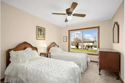 13004 Highpoint Curve, Burnsville, MN 55337 - Photo 31