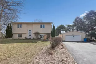 37625 Eleanor Ave, North Branch, MN 55056 - Photo 1