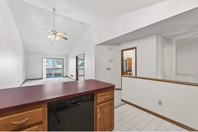 2870 Mounds View Boulevard, Mounds View, MN 55112 - Photo 7