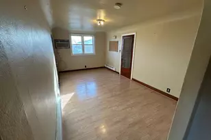 704 1st St S, Willmar, MN 56201 - Photo 7