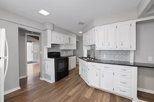 1054 Arkwright St, Saint Paul, MN 55130 - Photo 5