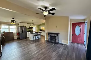 1111 S Halvorson St, Redwood Falls, MN 56283 - Photo 13