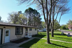 1111 S Halvorson St, Redwood Falls, MN 56283 - Photo 3
