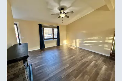 1111 S Halvorson Street, Redwood Falls, MN 56283 - Photo 9