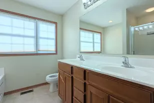 11170 Sand Castle Dr, Woodbury, MN 55129 - Photo 11