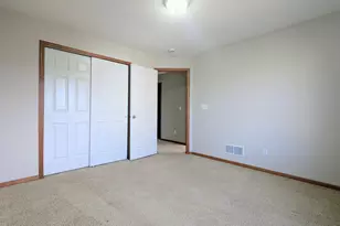 11170 Sand Castle Dr, Woodbury, MN 55129 - Photo 17