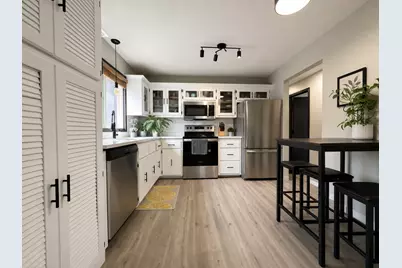 2734 Ulysses Street NE, Minneapolis, MN 55418 - Photo 3